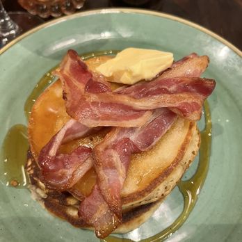 Bill's - Modern European Near Me - London, XGL