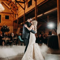 DJ Jer Events and Lighting Design - A 'dreamy' first dance featuring our cloud dance.