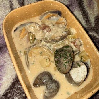 Little River Inn Restaurant - Clam Chowder - American Near Me - Little River, California Little River Inn Restaurant - Clam Chowder - American Near Me - Little River, California