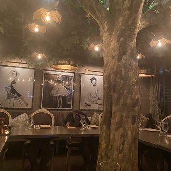 AUTOGRAPH BRASSERIE - Updated February 2026 - 712 Photos & 405 Reviews