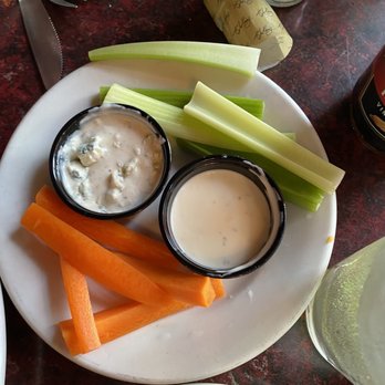 The Ugly Oyster - Fixings Buffalo Wings - Irish Near Me - Reading, Pennsylvania