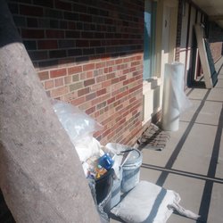 Valley Inn Motel - Worst place ever the rooms are trashed and the property is trashed and the management is trash