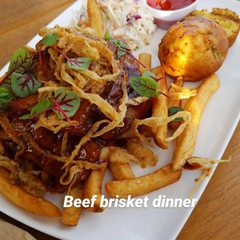 Amsterdam BrewHouse - Beef brisket - Breweries Near Me - Toronto, Ontario Amsterdam BrewHouse - Beef brisket - Breweries Near Me - Toronto, Ontario