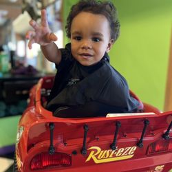 Sharkey's Cuts for Kids - Scottsdale