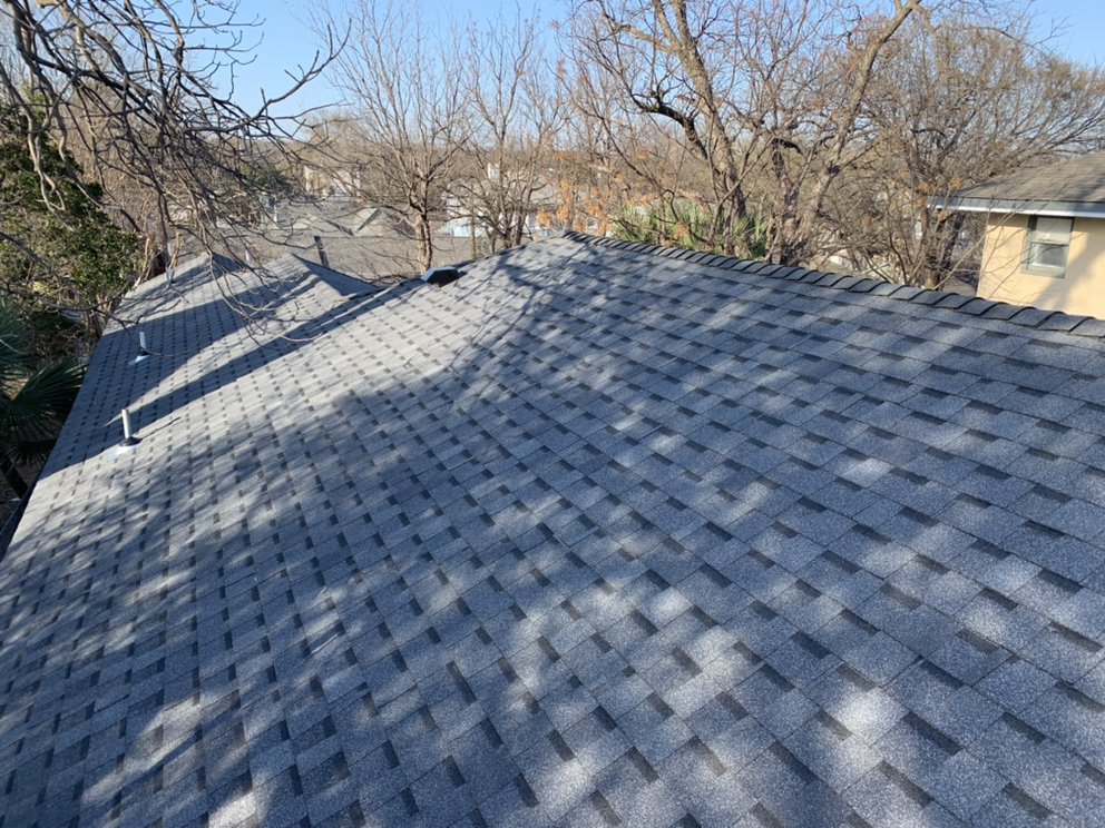 Slide of Roofing United