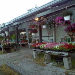 Green Shades Garden Center - Front of the store