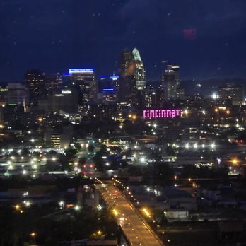 Primavista - Cincinnati skyline - Italian Near Me - Cincinnati, Ohio