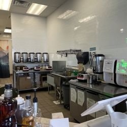 Tea Be Honest - CLEAN CLEAN CLEAN open drink area