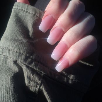 Nail Salon Tech - Nail Salons Near Me - Brighton, Michigan