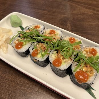 Culinary Dropout - Spicy Avocado Roll - New American Near Me - San Diego, California