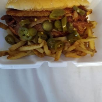Beef and Bun Barbecue - Sliced beef sandwich. - Barbeque Near Me - Houston, Texas Beef and Bun Barbecue - Sliced beef sandwich. - Barbeque Near Me - Houston, Texas