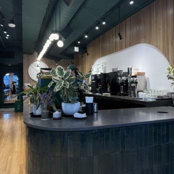 Stumptown Cafe - Service Counter - Coffee & Tea Near Me - Portland, Oregon Stumptown Cafe - Service Counter - Coffee & Tea Near Me - Portland, Oregon