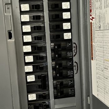 Horizon Electric - 2, 30 amp 220 bolt breakers replaced! - Electricians Near Me - Horizon City, Texas Horizon Electric - 2, 30 amp 220 bolt breakers replaced! - Electricians Near Me - Horizon City, Texas