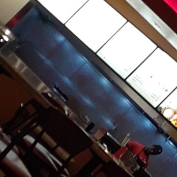 Panda Express - Hardworking!! Great service...his the guy, smiling when helping you out!!! Customer service was great - Chinese Near Me - Skokie, Illinois