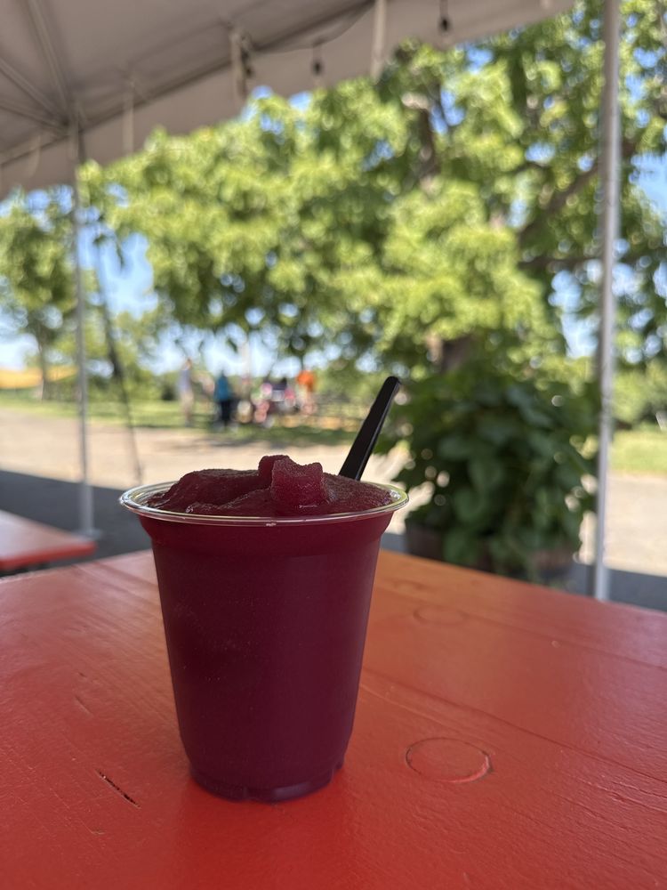 Quattro Goomba's Winery