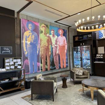 Hotel Indigo - Lobby - Hotels Near Me - Tulsa, Oklahoma Hotel Indigo - Lobby - Hotels Near Me - Tulsa, Oklahoma
