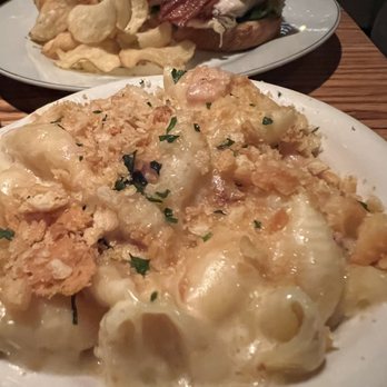 Whiskey Cake Kitchen & Bar - Mac n cheese - New American Near Me - Katy, Texas