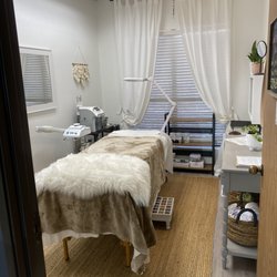 Secret Beauty by Alex - New location Austin TX is my new home I hope to see you soon here ..