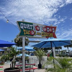 Quatro Locos Tacos and Cantina
