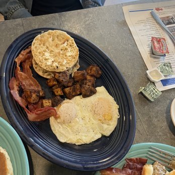 Milo's Cafe and Restaurant - Breakfast special - Coffee & Tea Near Me - Davis, West Virginia Milo's Cafe and Restaurant - Breakfast special - Coffee & Tea Near Me - Davis, West Virginia