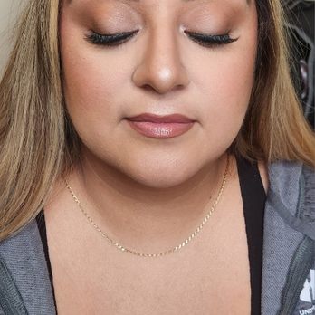 Glamour Lash - Soft makeup glam - Eyelash Service Near Me - Milwaukee, Wisconsin