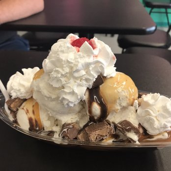 Fleck's Ice Cream - The Outfielder (I think) vanilla ice cream, caramel & chocolate sauces & Milky Way pieces. - Ice Cream & Frozen Yogurt Near Me - Villas, New Jersey