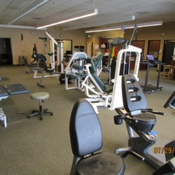 Rancho Physical Therapy - Our newly remodeled gym is quite large and provides plenty of room for patient treatments.