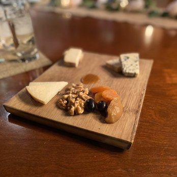 Savona - Artisan Cheese Selection - Italian Near Me - Gulph Mills, Pennsylvania Savona - Artisan Cheese Selection - Italian Near Me - Gulph Mills, Pennsylvania