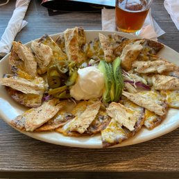 Chicken black bean nachos Chicken black bean nachos