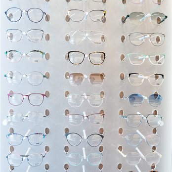 Edie's Eyewear - Eyewear & Opticians Near Me - Glencoe, Illinois