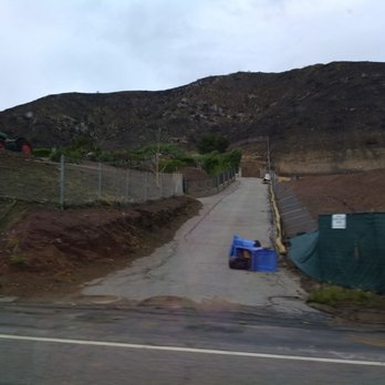 Malibu Beach - Swimming Pools Near Me - Malibu, California Malibu Beach - Swimming Pools Near Me - Malibu, California