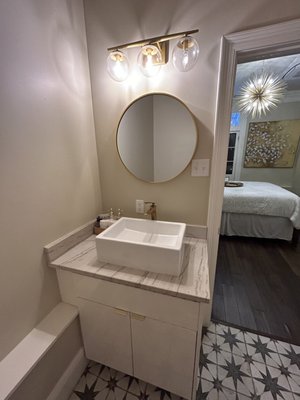 Serenity in the Marigny by null