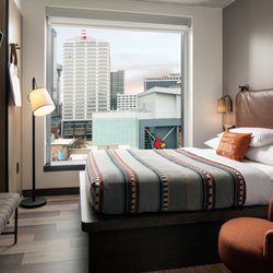 Moxy Louisville Downtown - King Guestroom