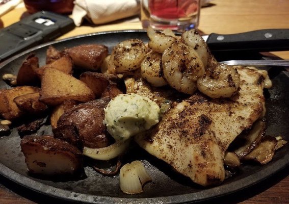 Applebee's Grill + Bar by null