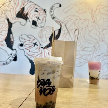 Bopomofo Cafe - Seasonal Lavender Fields Milk Tea (from June) - Bubble Tea Near Me - San Gabriel, California Bopomofo Cafe - Seasonal Lavender Fields Milk Tea (from June) - Bubble Tea Near Me - San Gabriel, California