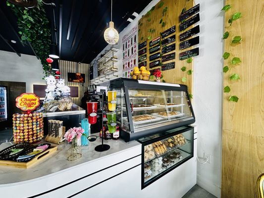Million Delights, Bubble Tea, and Japanese Cheesecake. by null