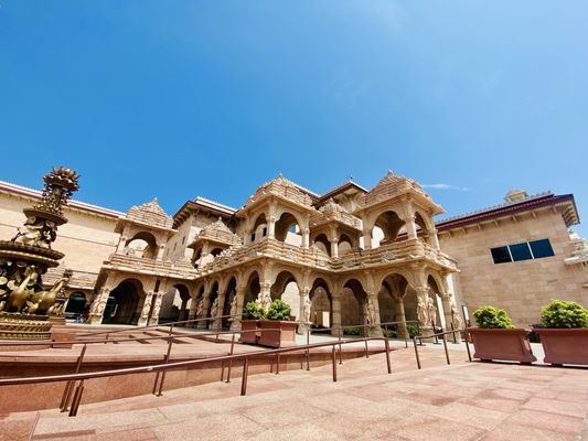 BAPS Swaminarayan Akshardham by null