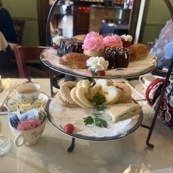 McHugh Tea Room & Gifts - Finger sandwiches, apple turnovers, cupcakes & decadent fudge brownies. - Tea Rooms Near Me - Bellaire, Texas McHugh Tea Room & Gifts - Finger sandwiches, apple turnovers, cupcakes & decadent fudge brownies. - Tea Rooms Near Me - Bellaire, Texas