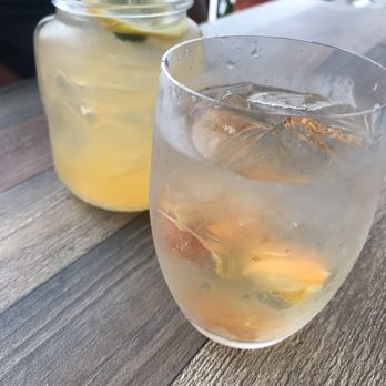 Peach Valley Café - White sparking sangria and peach Palmer - Breakfast & Brunch Near Me - Mount Dora, Florida Peach Valley Café - White sparking sangria and peach Palmer - Breakfast & Brunch Near Me - Mount Dora, Florida