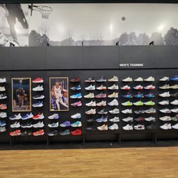 DICK'S Sporting Goods