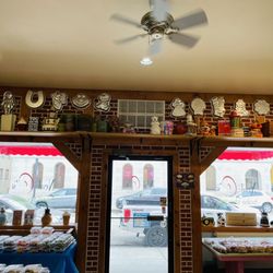 Neat-O's Bake Shoppe