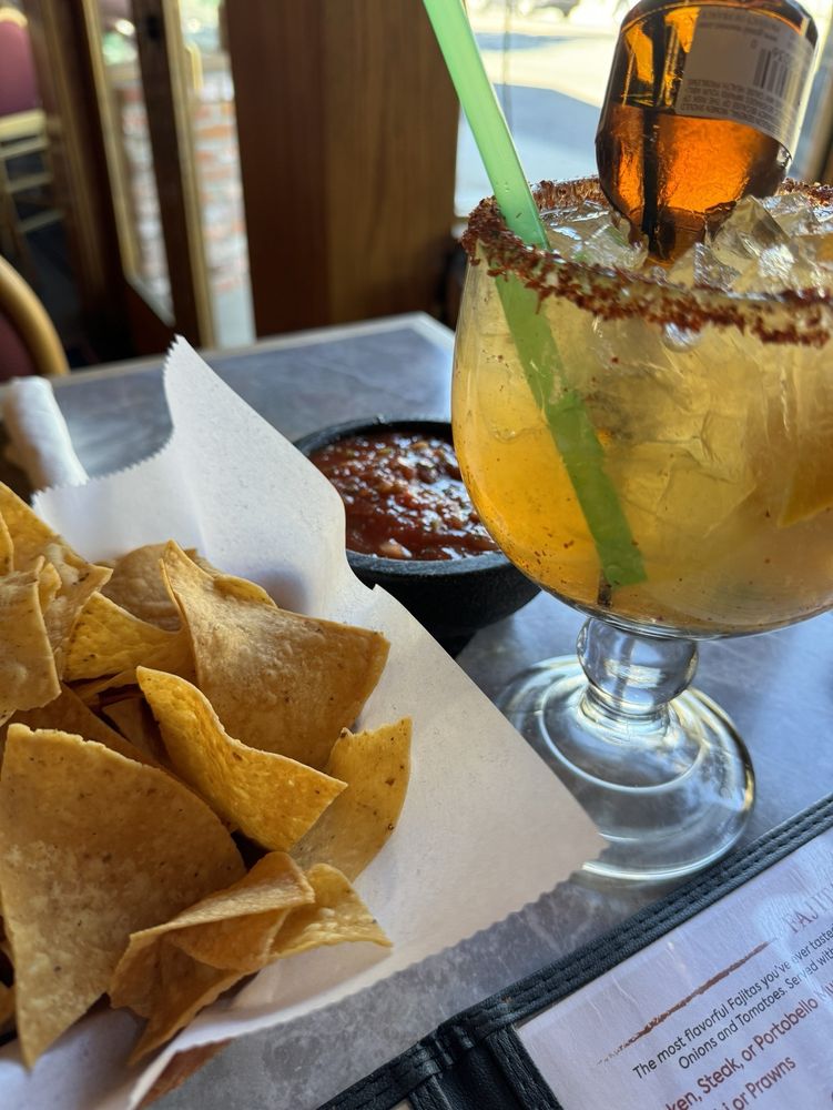 SALSA’S CANTINA Updated October 2024 278 Photos & 590 Reviews 410