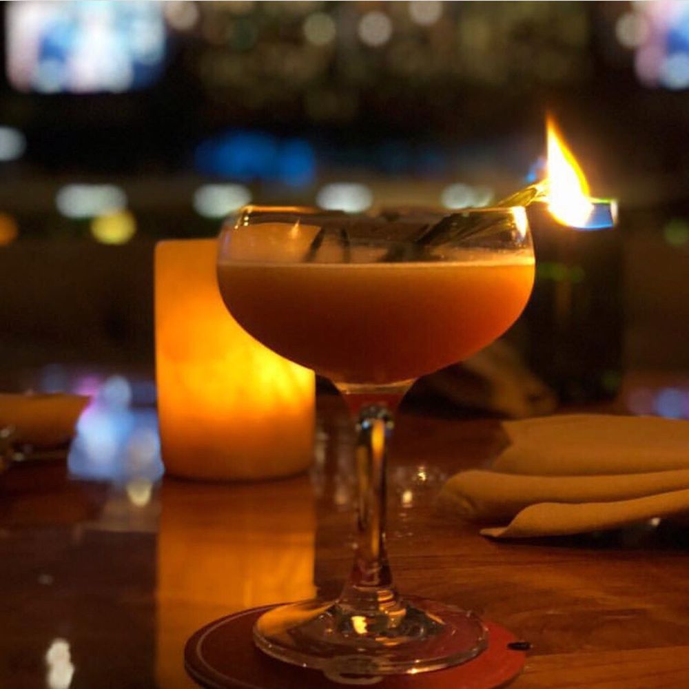 Kimpton Surfcomber Hotel - Hotels Near Me - Miami Beach, Florida