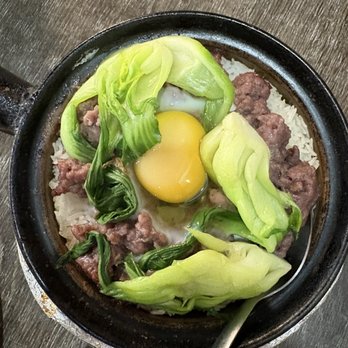 A+ Hong Kong Kitchen - P6. Minced Beef with Fresh Egg Rice Stone Pot - Cantonese Near Me - Seattle, Washington