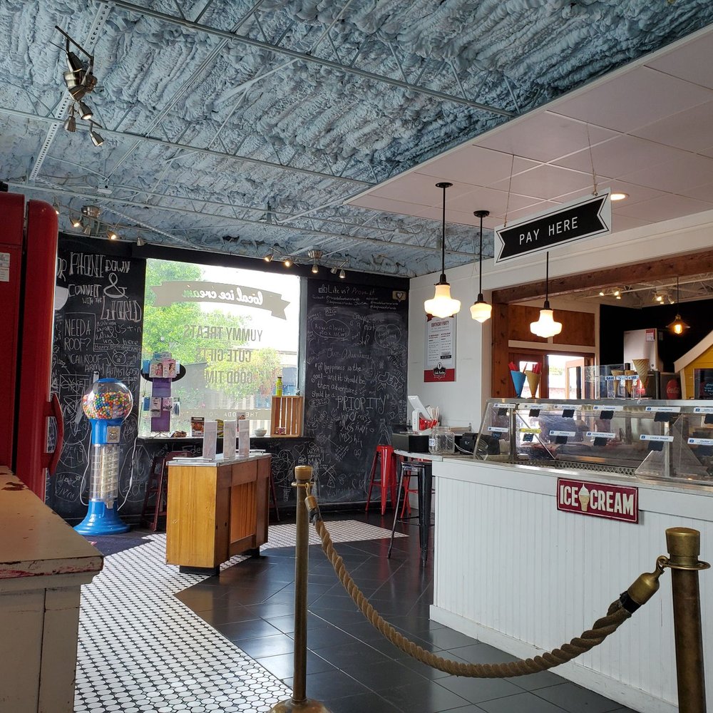 The Soda Fountain - Inside - Ice Cream & Frozen Yogurt Near Me - Orlando, Florida The Soda Fountain - Inside - Ice Cream & Frozen Yogurt Near Me - Orlando, Florida