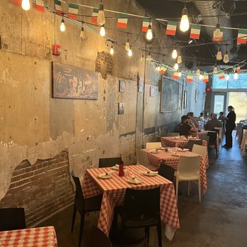 NAPOLI’S ITALIAN RESTAURANT - Updated August 2025 - 34 Photos & 22 ...