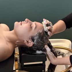 Bonsai Head Spa