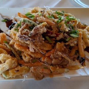 Chart House - Calamari. This appetizer size is so big and it tasted really good! - Seafood Near Me - Alexandria, Virginia Chart House - Calamari. This appetizer size is so big and it tasted really good! - Seafood Near Me - Alexandria, Virginia