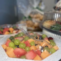 Kathy's Bagel Cafe And Deli - Fruit Salad Bowl
