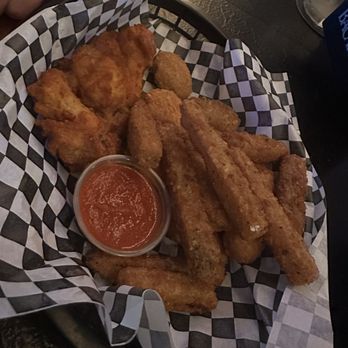 Royal Lounge - Sampler platter - Lounges Near Me - West Covina, California